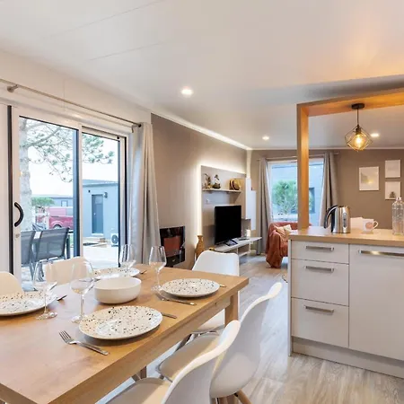 Domek alpejski Pour 6 - Domaine Avec Piscine Chauffee