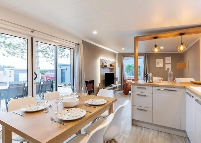 샬레 Pour 6 - Domaine Avec Piscine Chauffee