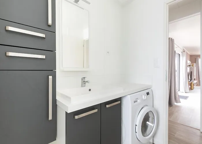 Pour 6 - Domaine Avec Piscine Chauffee 샬레